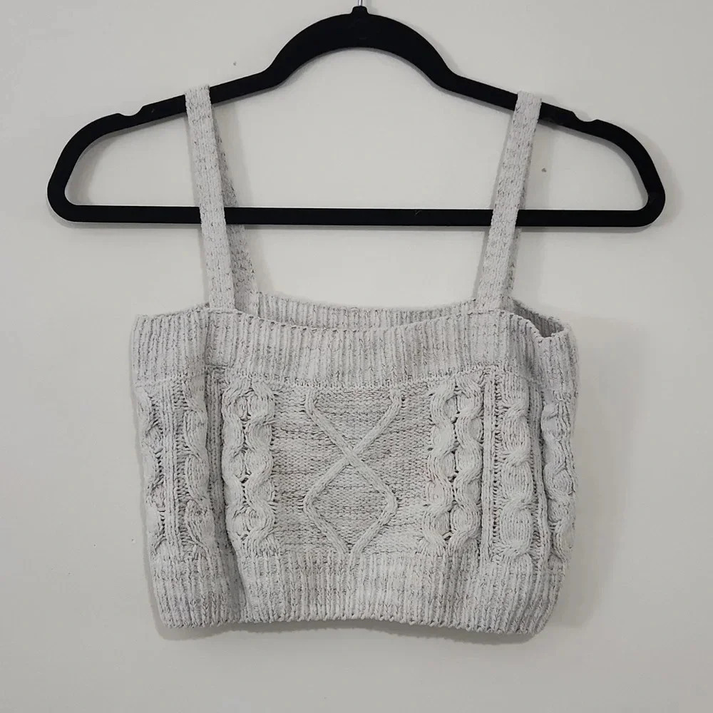 Witty Fox Sweater Knit Crop Tank Top Size Medium